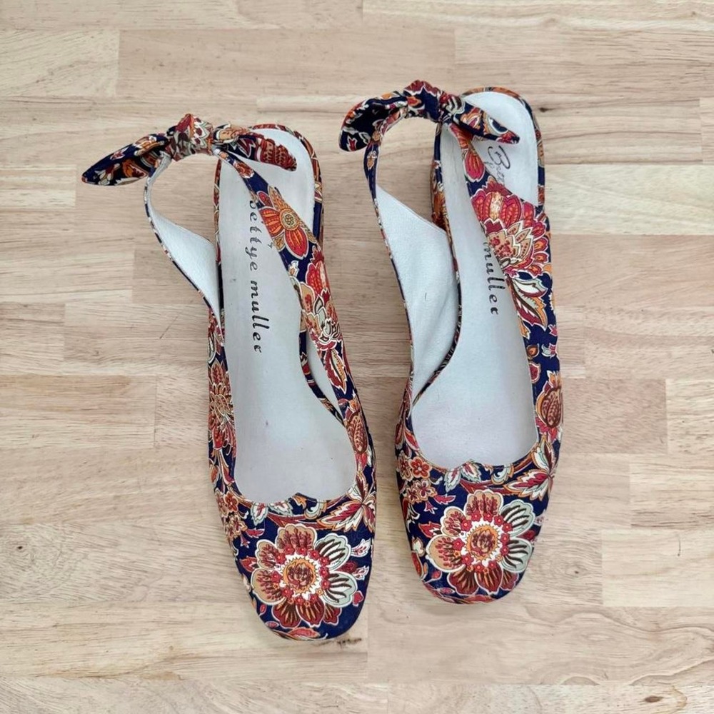 Floral tapestry fabric slingback kitten heel size 9 brocade paisley blue red - Picture 2 of 8